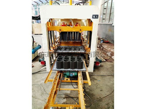 小型混凝土垫块生产设备 从手动到液压的实用选择